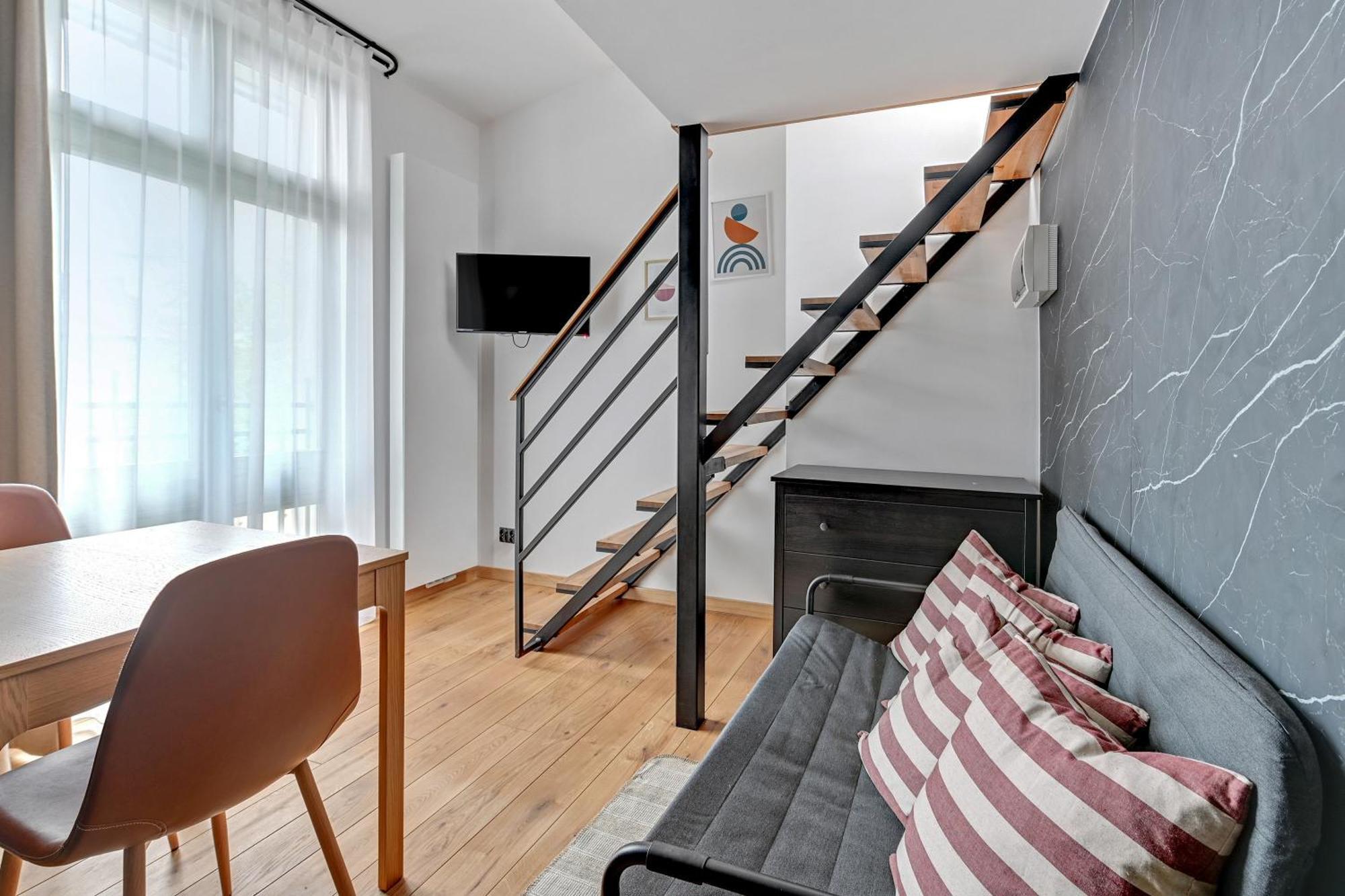 Apartment Split Level